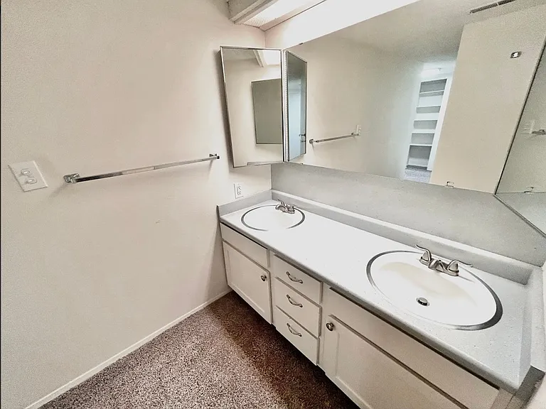 Foothill Terrace — Photo 106