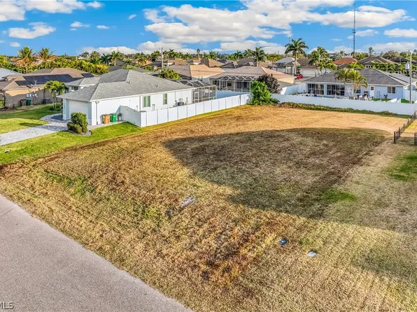 2110 SW 30th St, Cape Coral, FL 33914