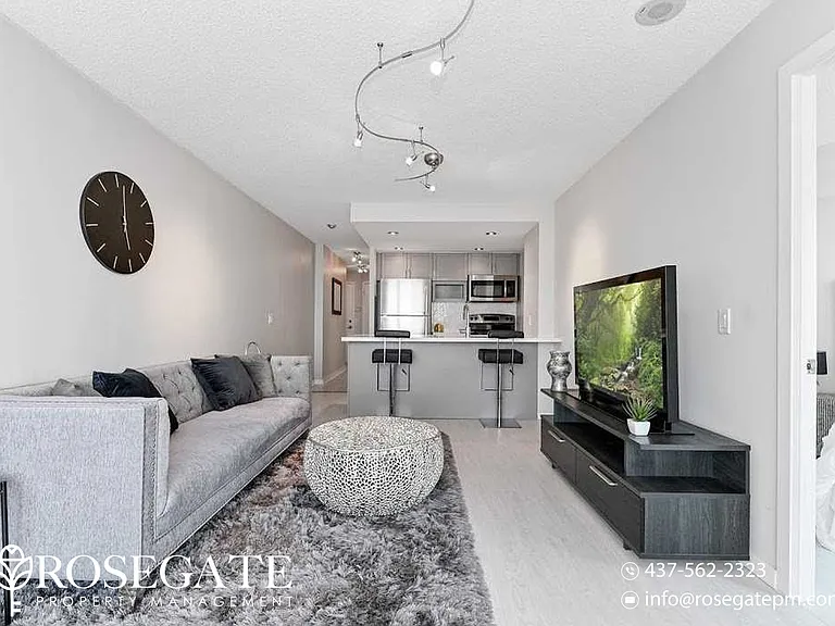 208 Queens Quay W #1908 — Photo 10