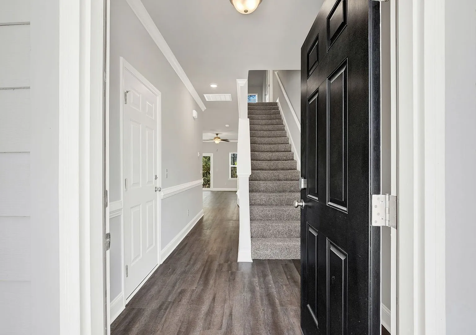 New Rental Now Available! — Photo 4