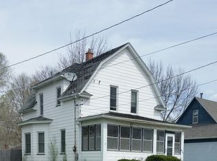 432 Riehl St, Waterloo, IA 50703