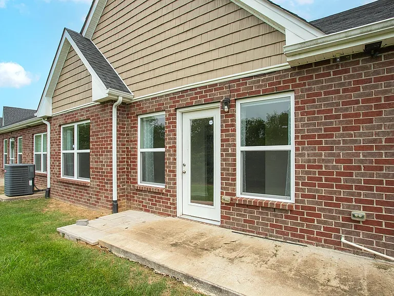 395 Devon Chase Hl #6402 — Photo 45