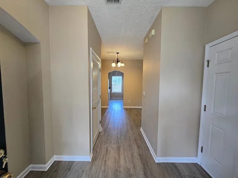 5260 Collins Rd #201 — Photo 3