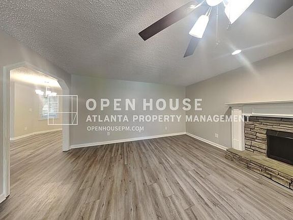 3rd image of 12 Hamilton Pl