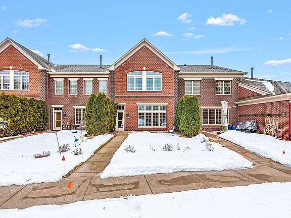 2nd image of 11780 Vermillion St NE Unit E