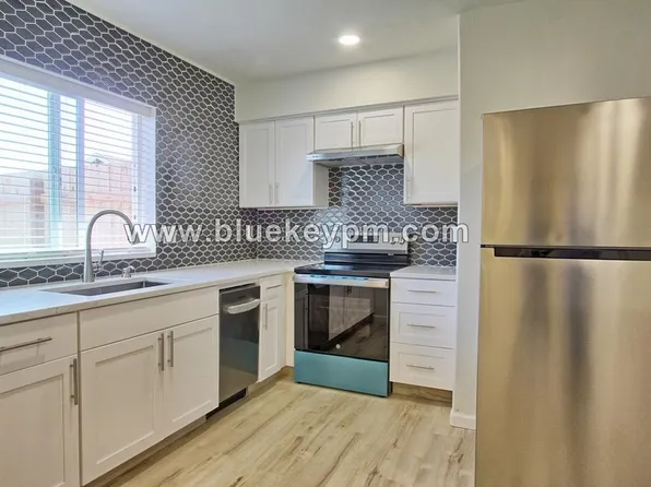 9913 NE 86th St Unit B, Vancouver, WA 98662