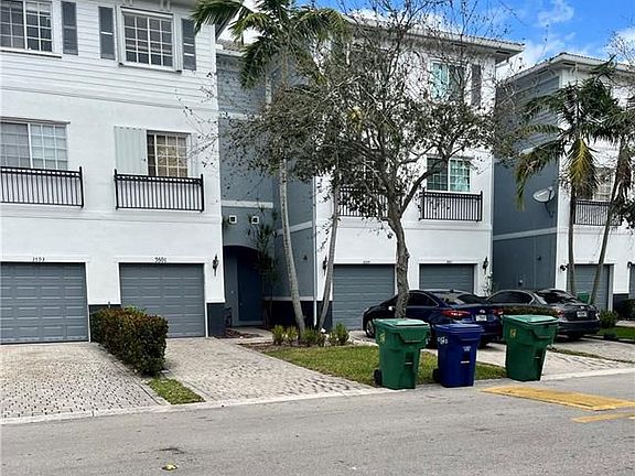 4th image of 3589 NW 14th Ct
