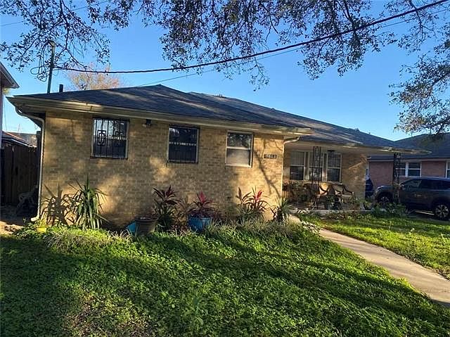2nd image of 5643 Pratt Dr