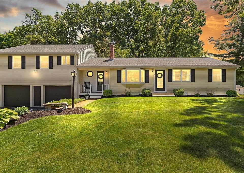 1st image of 10 Lucille Ave