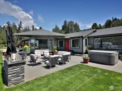 213 Cornet Bay Road, Oak Harbor, WA, 98277