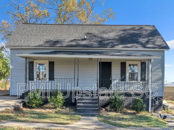 109 S 7th St, Easley, SC 29640