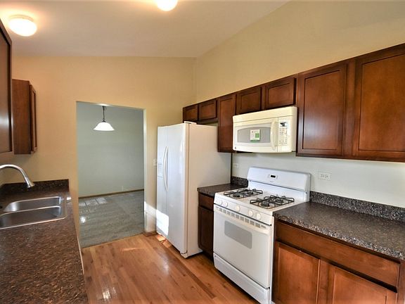4th image of 3211 Johnsbury Ct