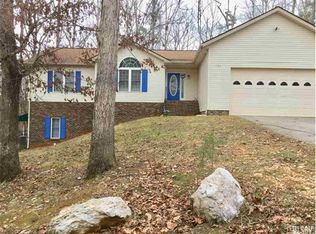 127 Parkers Grove Ln, Statesville, NC 28677