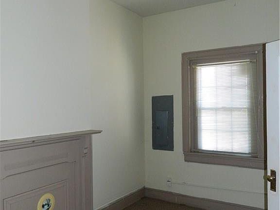 3rd image of 2602 Q St