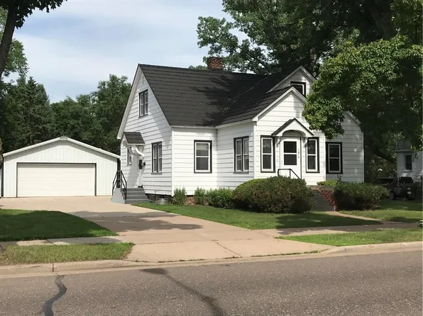 1015 Main St, Bloomer, WI 54724