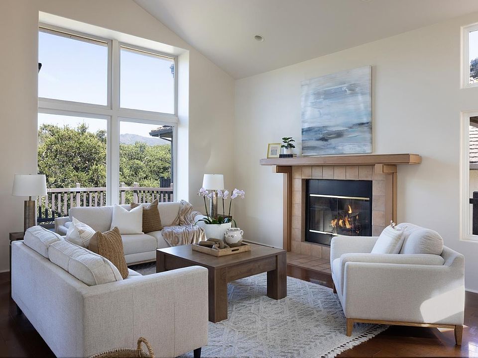 1st image of 10172 Oakwood Cir