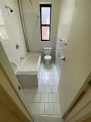 Rented by Level Group | media 29