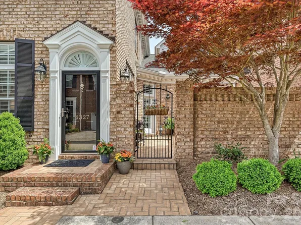 6327 Kiftsgate Ct, Charlotte, NC 28226