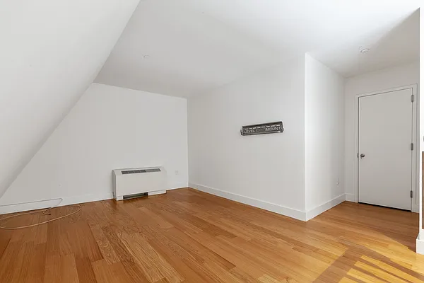 Rented by Pinnacle City Living | media 27