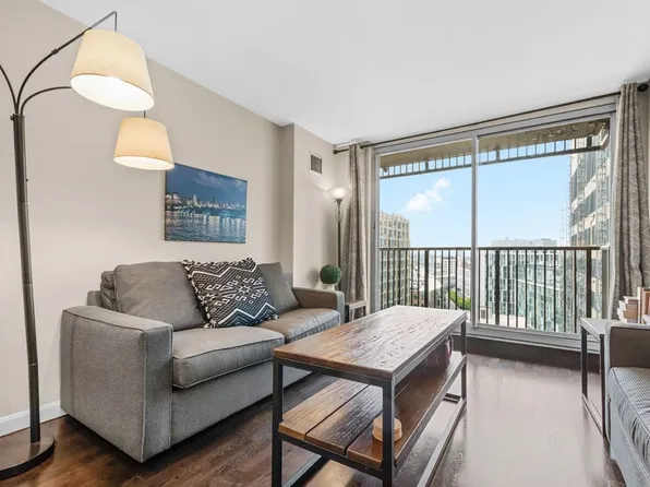 8 Museum Way #1401, Cambridge, MA 02141