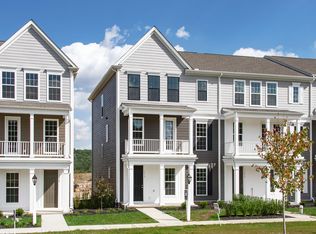1612 Hastings Park Dr, Bridgeville, PA 15017