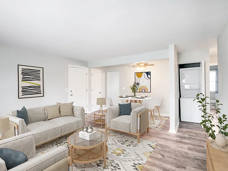 Woodcrest Apartment Homes — Photo 5