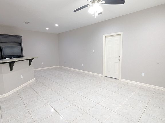 3rd image of 20468 Westfield Dr #1