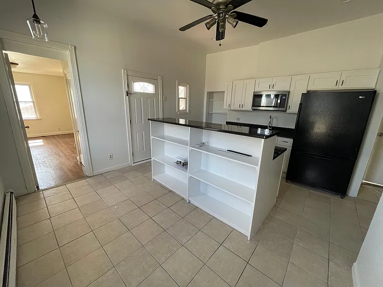 94 S Clinton St #1 — Photo 4