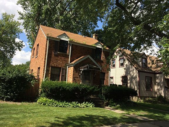 2nd image of 3936 N Pioneer Ave