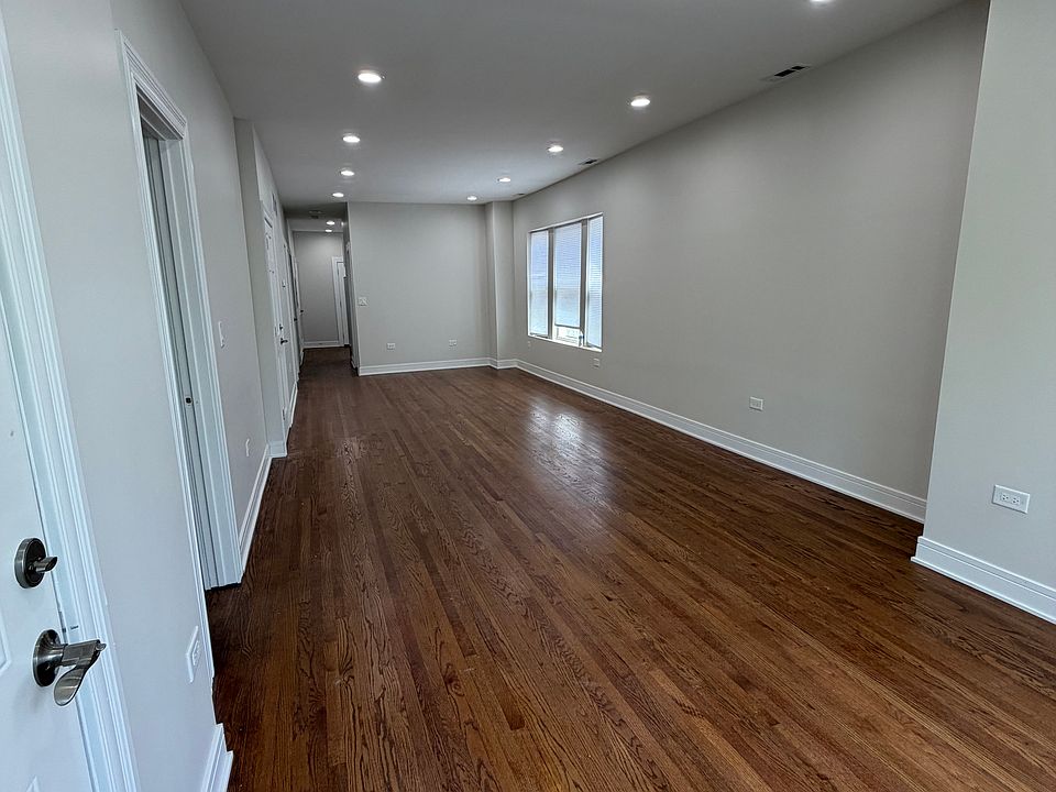 1st image of 6327 S Artesian Ave Unit 2