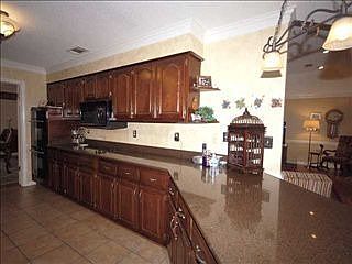 3rd image of 2060 Brackenbury Ln