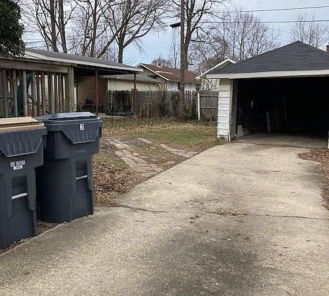 Driveway and covered Parking