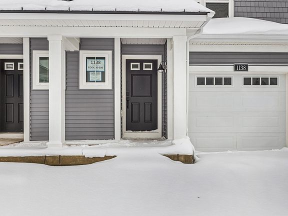 3rd image of 1138 Freshfield Dr