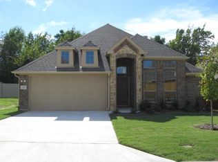 113 Tower Cir, Terrell, TX 75160