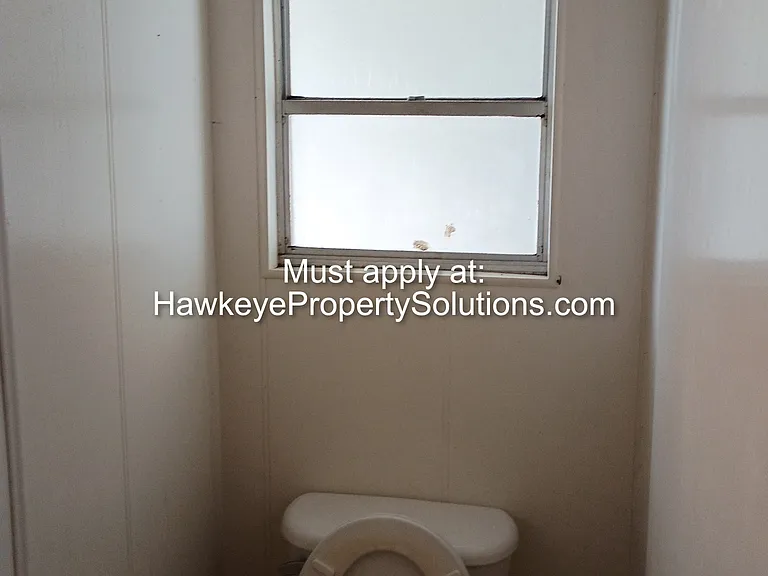 435 Lazy Lake Dr W — Photo 15