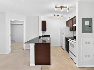 Rutherford Landing, Edmonton, AB T6W 2Y1