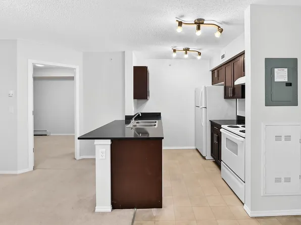 12025 22nd Ave SW #404, Edmonton, AB T6W 2Y1