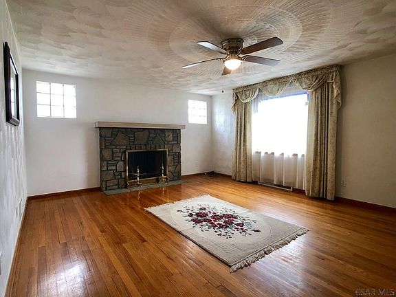 5th image of 2816 Bedford St