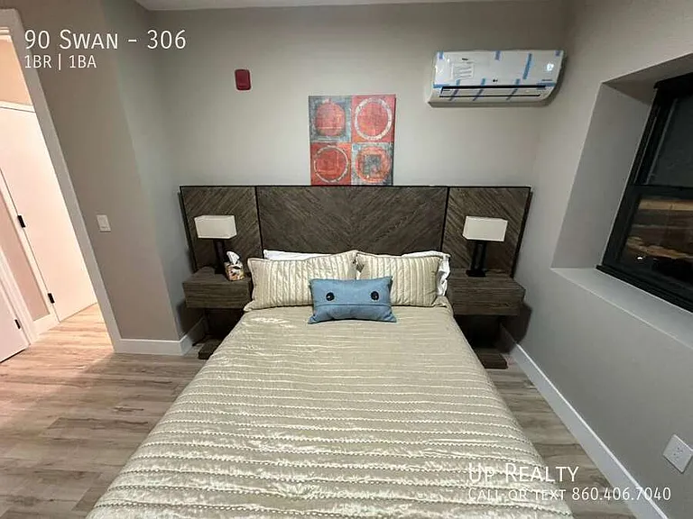 90 N Swan St #306 — Photo 29