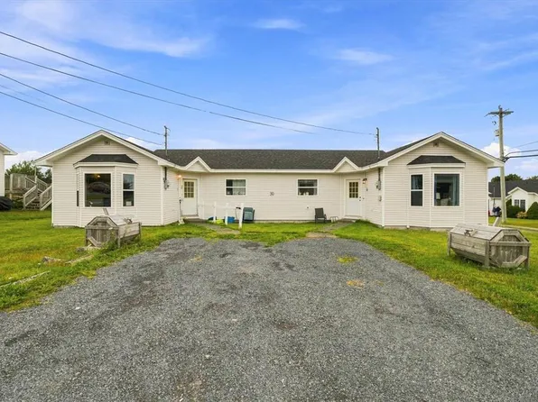 30 Earle's Lane, Carbonear, NL A1Y1A4
