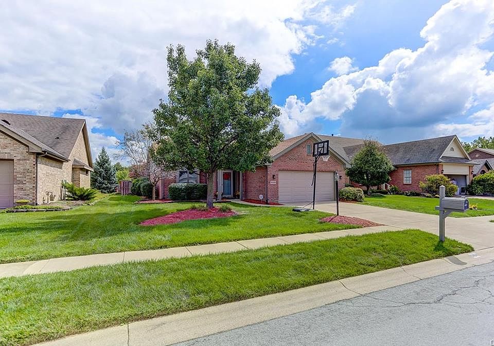 1st image of 9468 Country Path Trl
