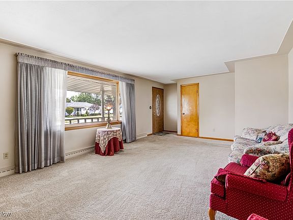 5th image of 1227 W 40th St