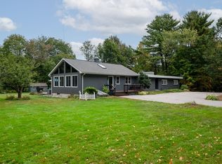 82 Central Tpke, Sutton, MA 01590