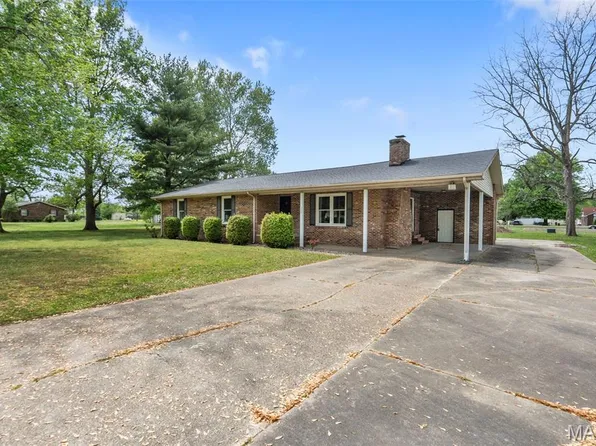 209 Aletha Dr, Sikeston, MO 63801