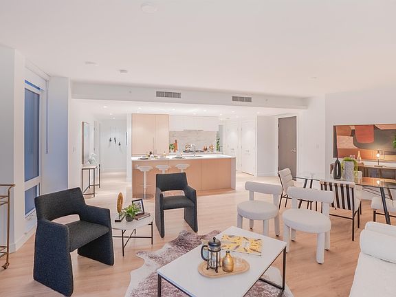 5th image of 1500 Fern St #508