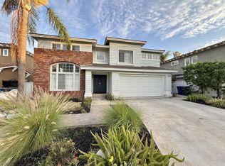 2960 E 20th St, Signal Hill, CA 90755