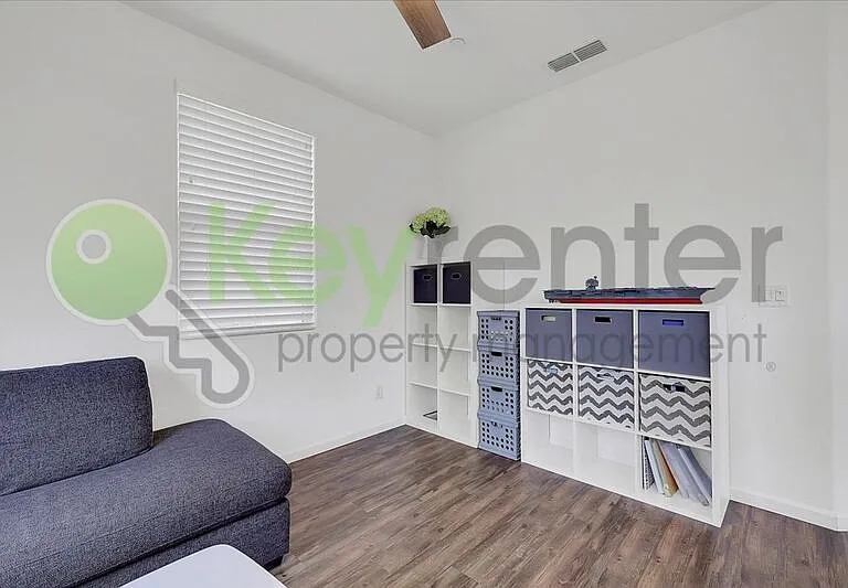 1374 Larkspur Dr — Photo 31