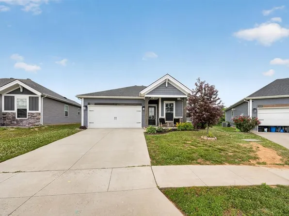 2682 Cherry Blossom Ct, Utica, KY 42376