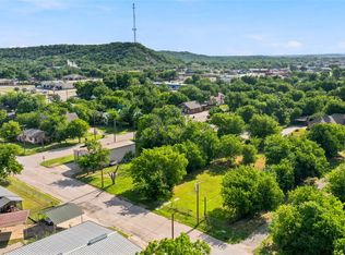 415 SE 5th St, Mineral Wells, TX 76067