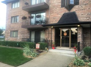 10850 Kilpatrick Ave APT 2C, Oak Lawn, IL 60453